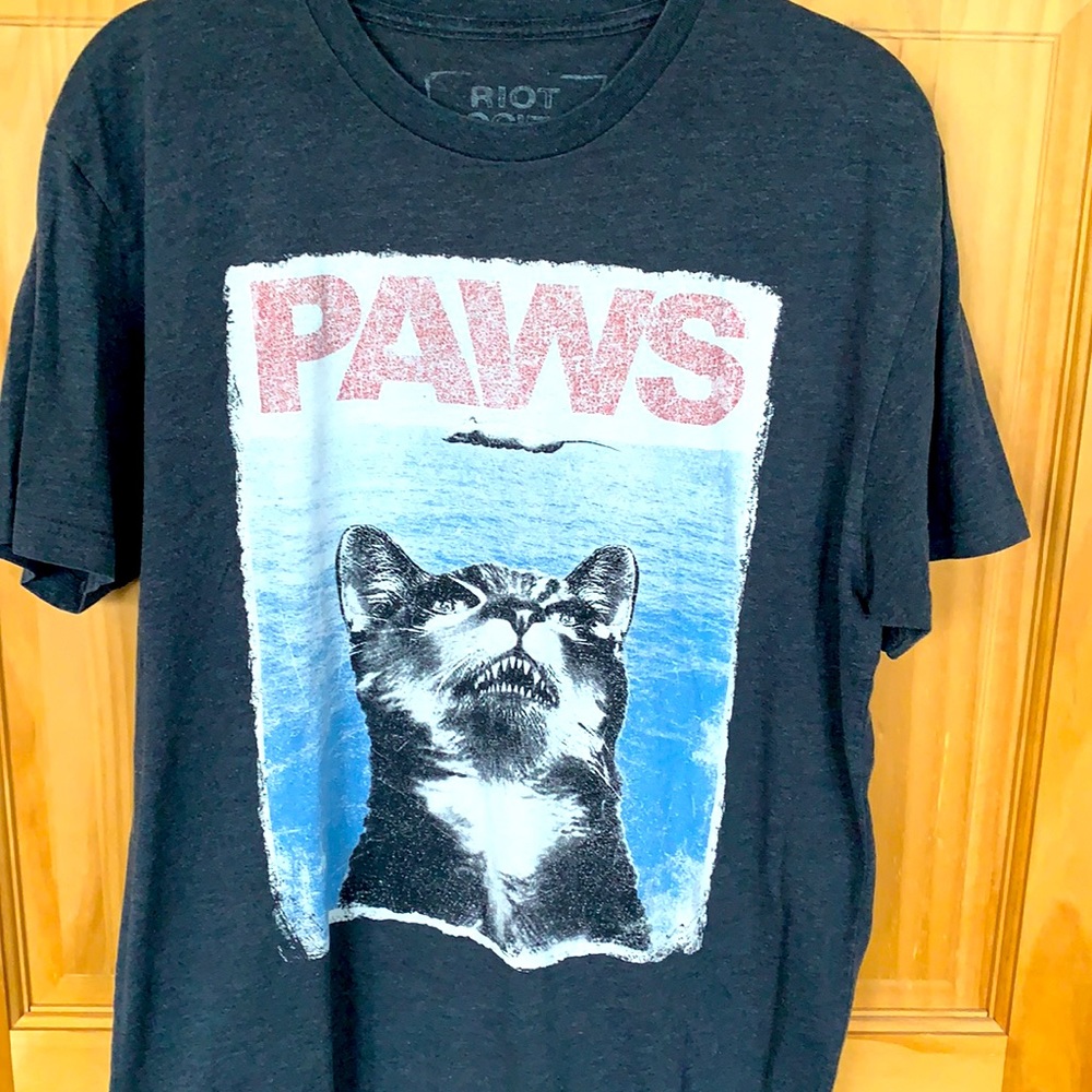 PAWS tee.